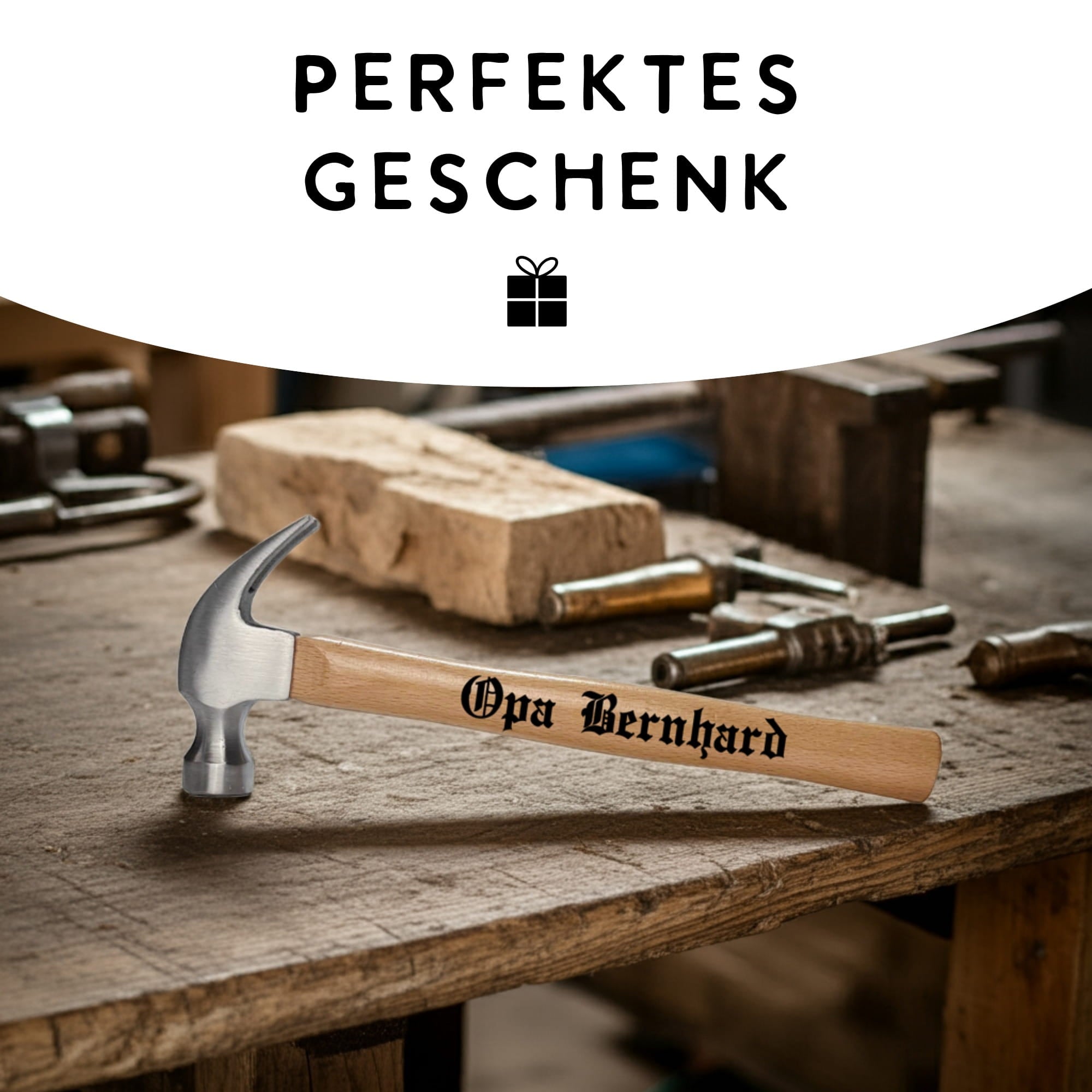 Personalisierter Hammer als Geschenkidee für Papa oder Opa in Werkstatt Umgebung mit individueller Namensgravur