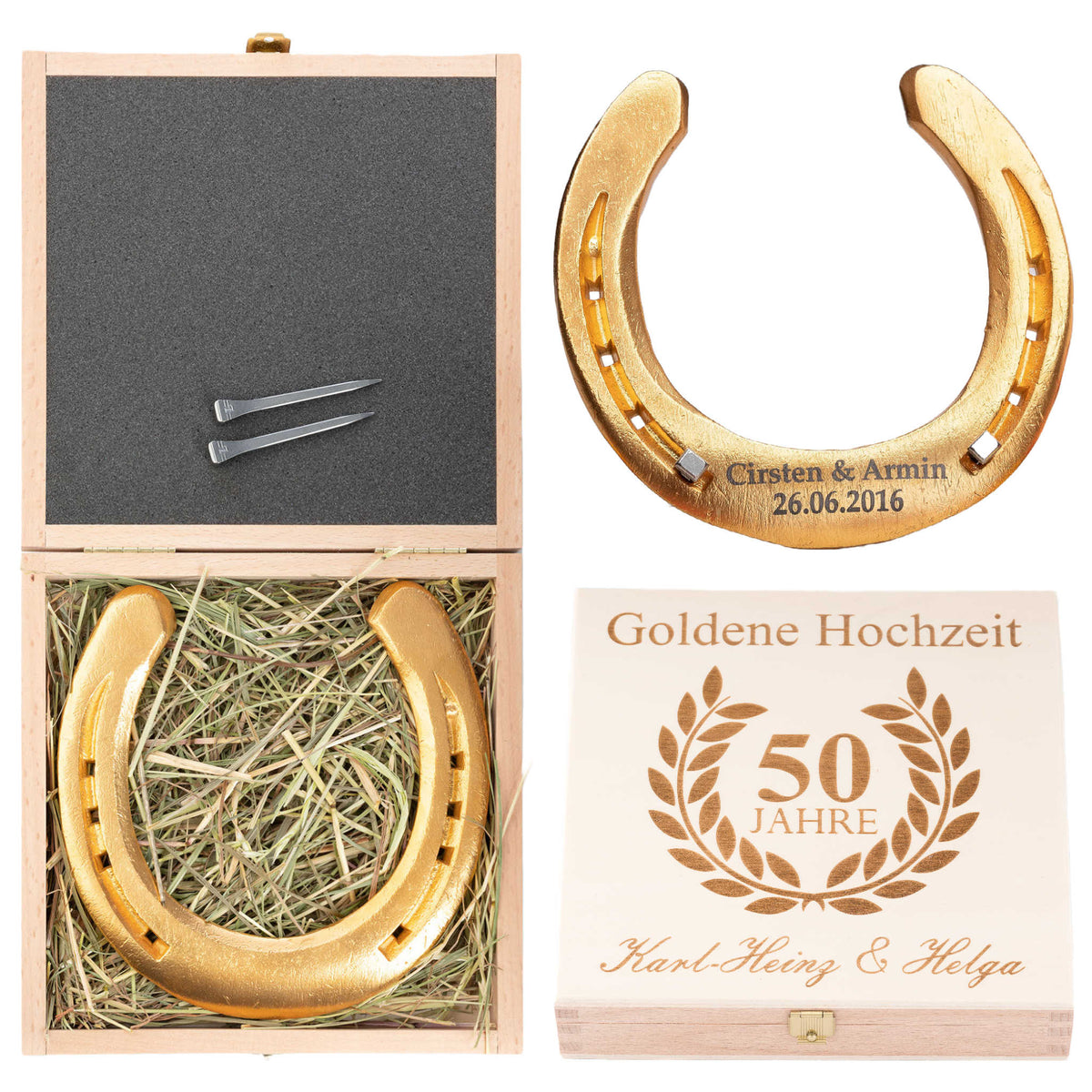 Vergoldetes Glückshufeisen zur Goldenen Hochzeit: offene Holzbox mit Hufeisen und zwei Hufnägeln, graviertes Hufeisen mit Namen und Datum, Boxdeckel mit Lorbeerkranz, 50 Jahre und Namen