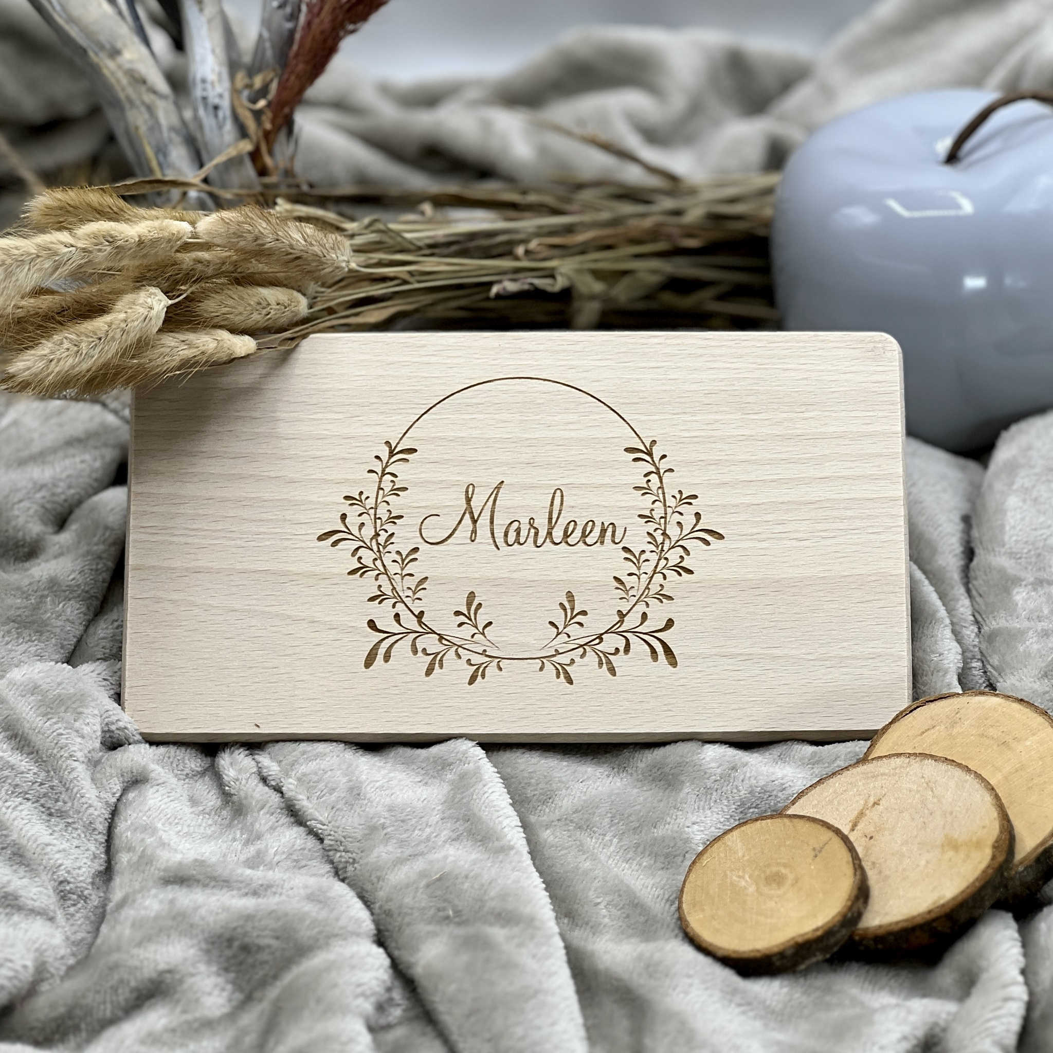 Frühstücksbrettchen "Blumenkranz"