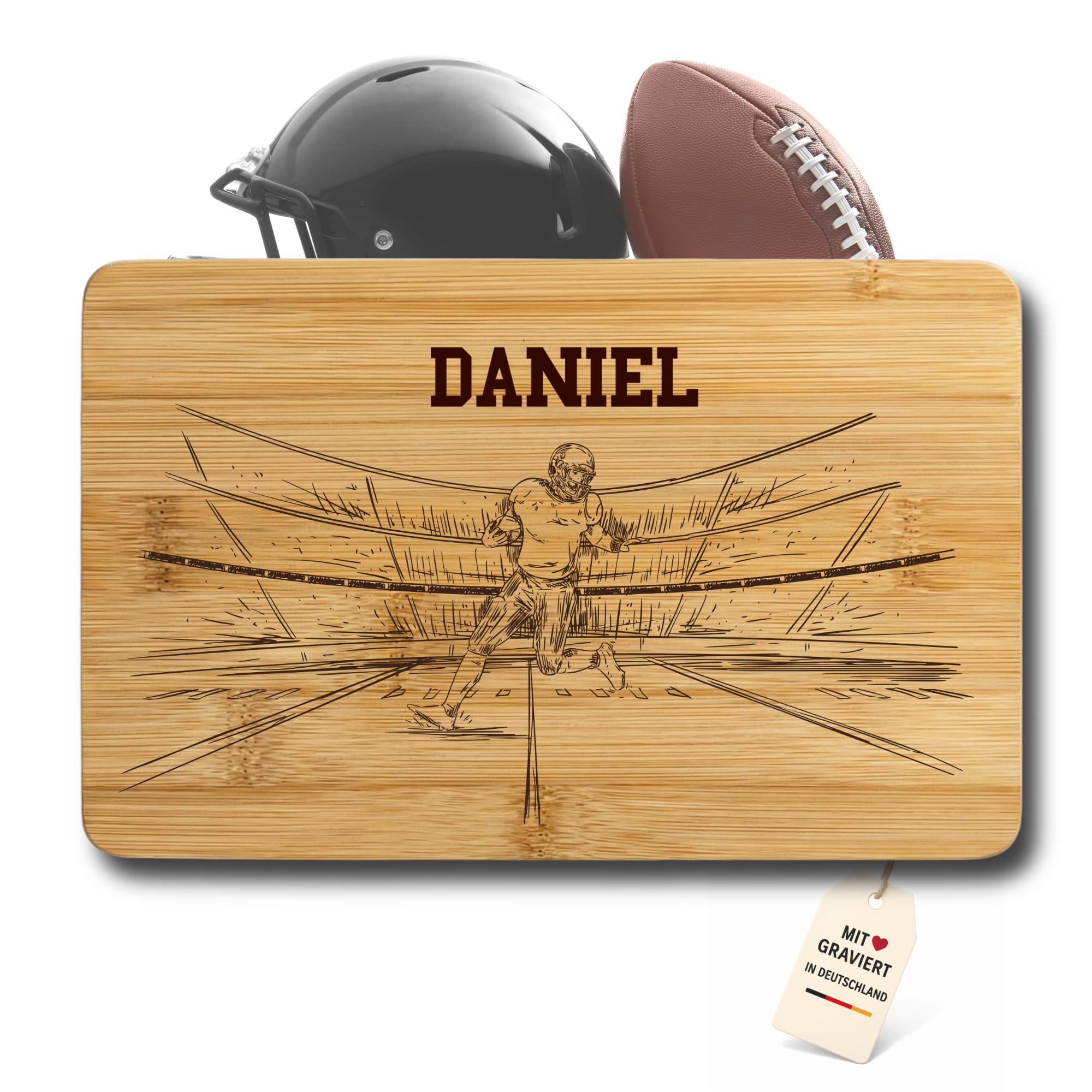 Graviertes Holzbrett mit Football Design und Made in Germany Anhänger