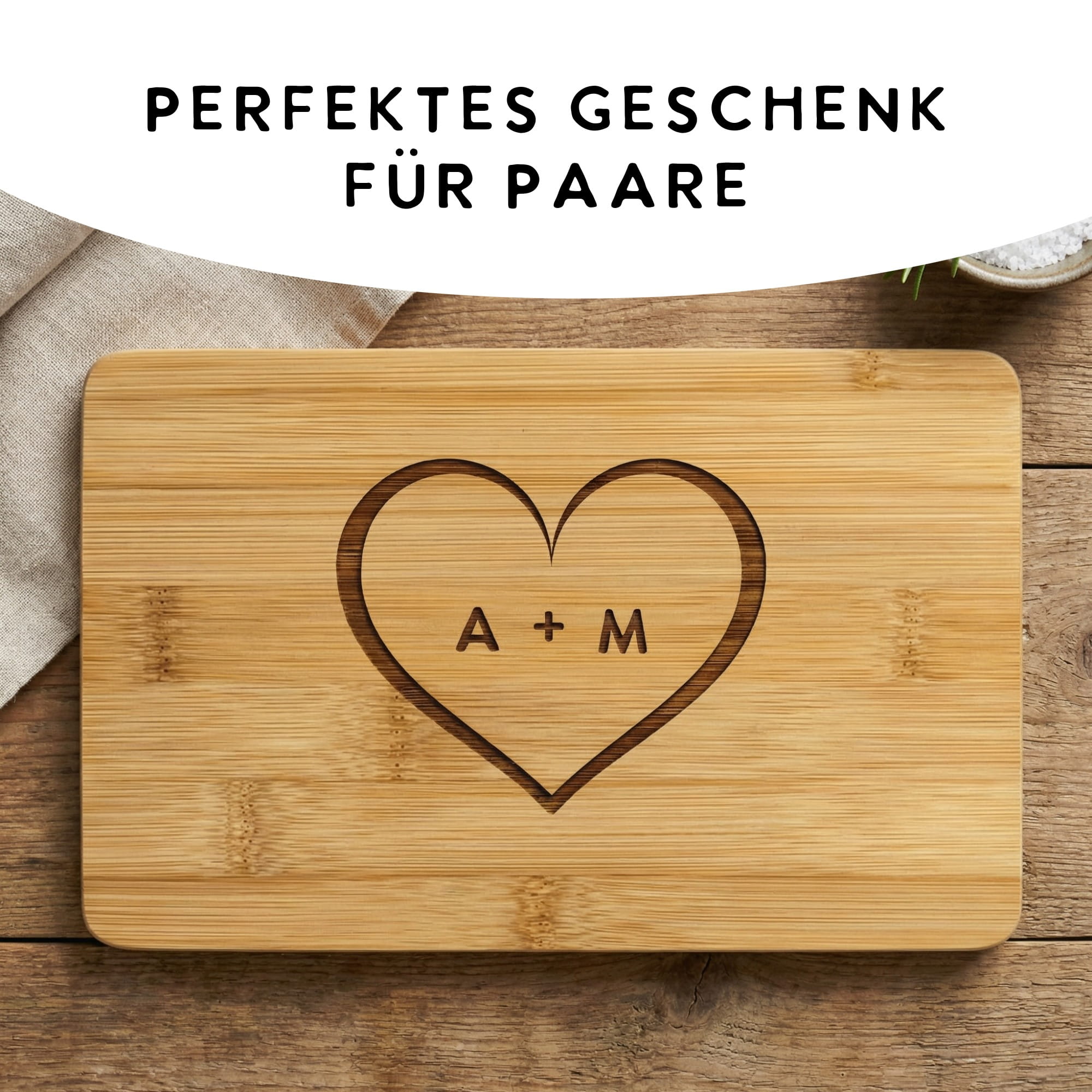 Frühstücksbrettchen mit Herz Design und Text perfektes Geschenk für Paare