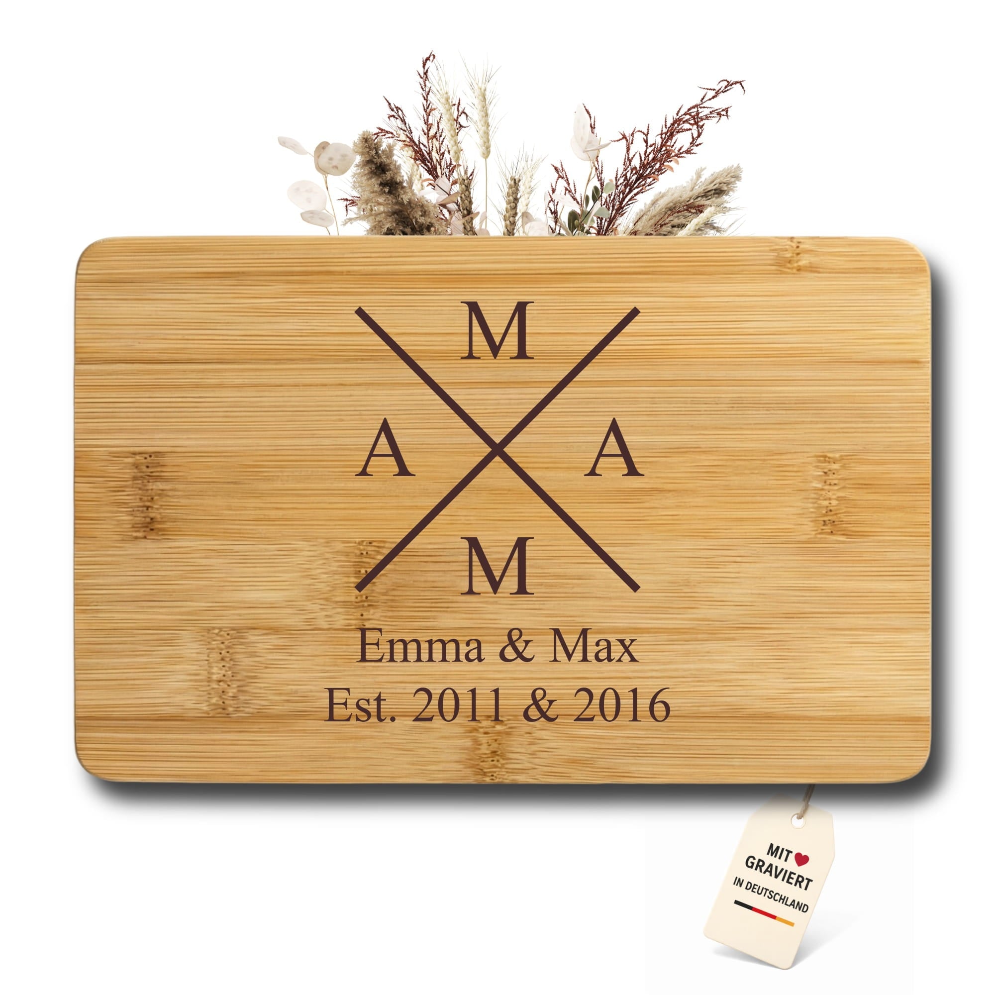 Graviertes Frühstücksbrettchen aus Bambus mit Mama X Design und individuellem Wunschtext