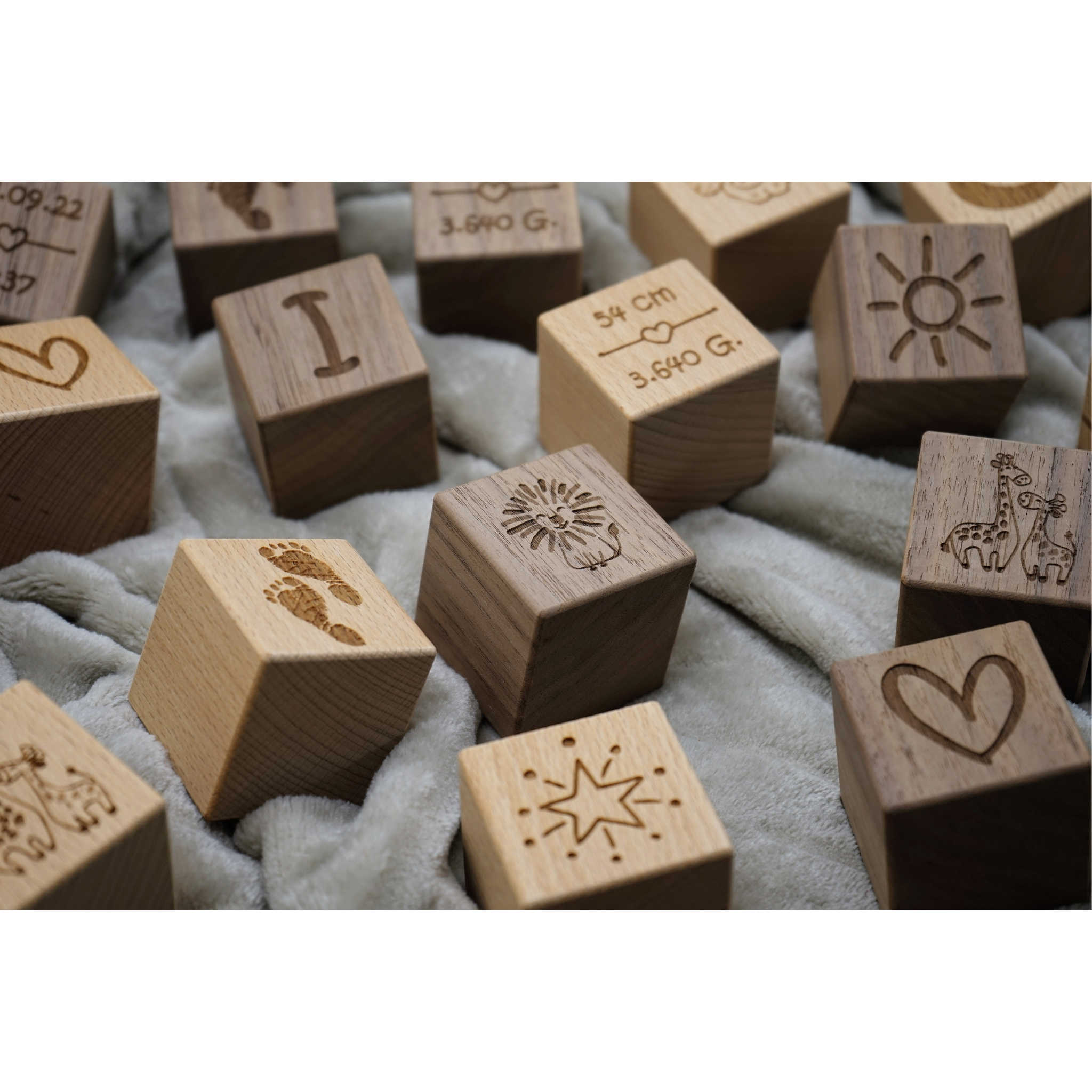 Holzwürfel "Geburt"
