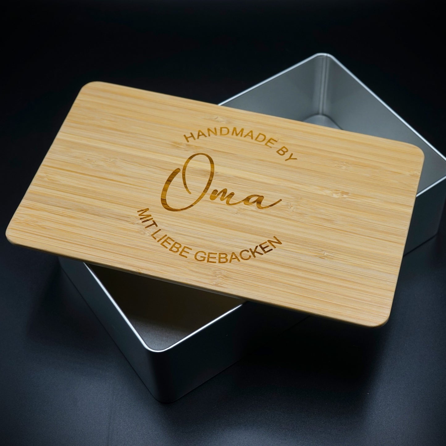 Personalisierte Keksdose "mit Liebe gebacken"