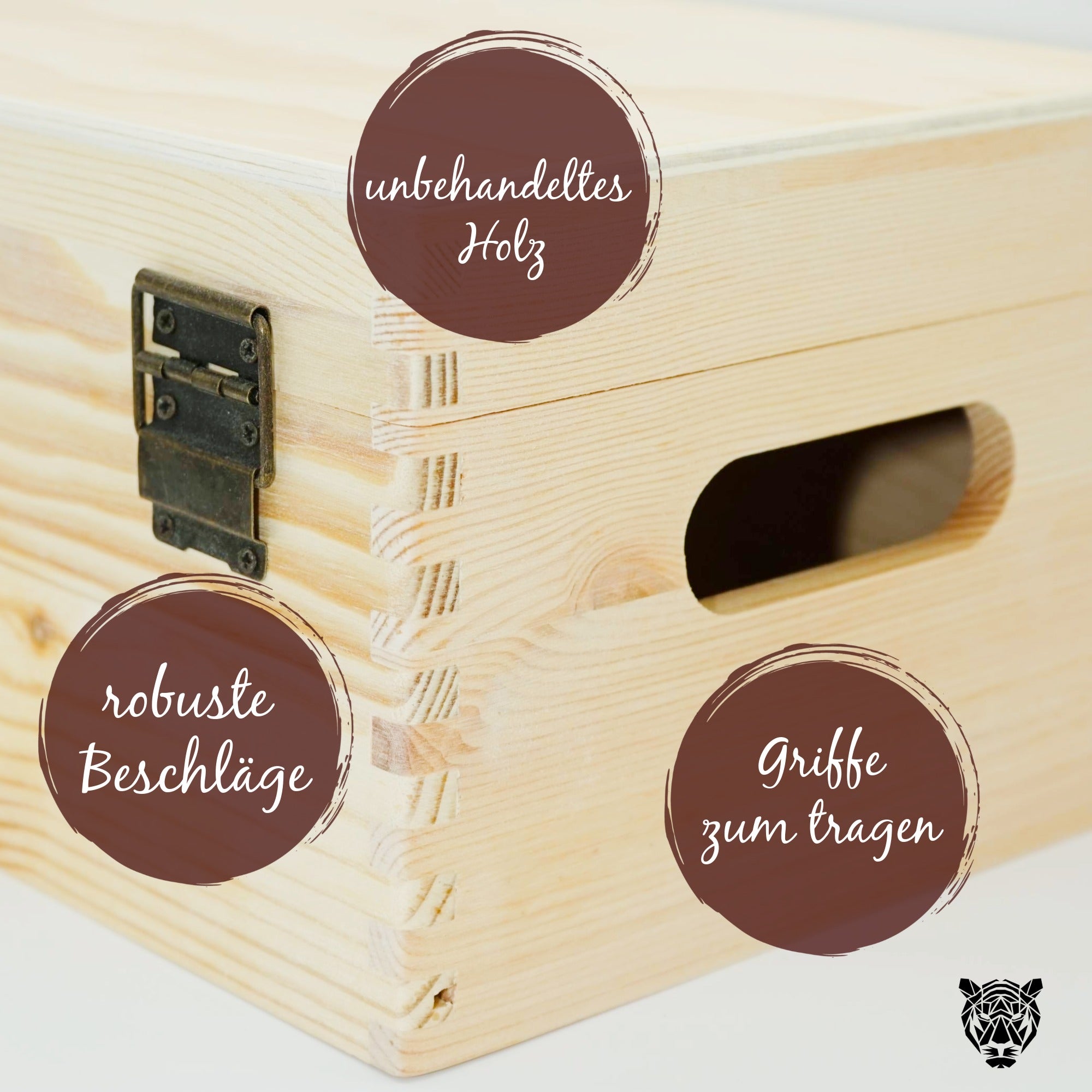Detailaufnahme Holzbox Hochzeit – unbehandeltes Echtholz, robuste Beschläge und seitliche Griffmulde hochwertige Verarbeitung